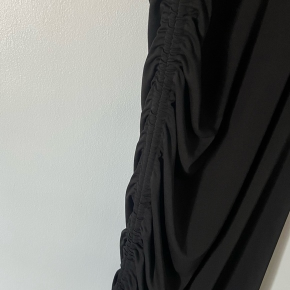 Zara Black Asymmetrical Ruched Bodycon Dress - Picture 5 of 5